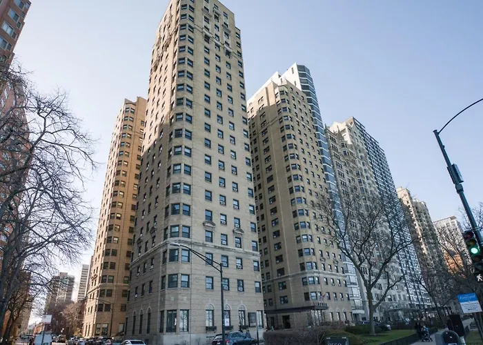 Apartment Gold Coast 2br W Doorman Gym 2 Blocks To L Chi-556